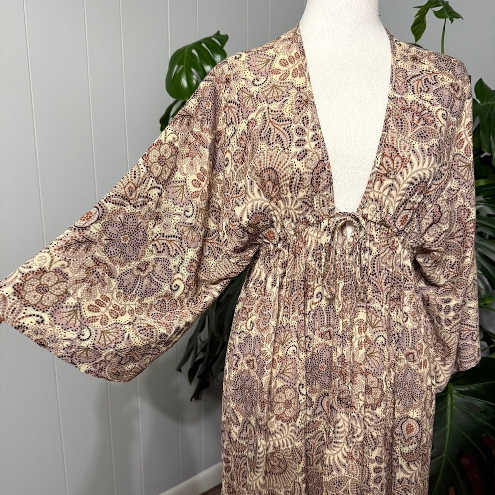VICI beautiful maxi dress with ties chest size XS (photo #2 is true color)